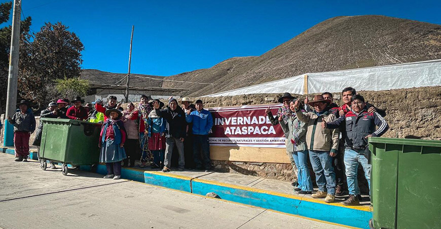 Entregaron invernadero para mejorar la producción de hortalizas en Ataspaca en Tacna Perú