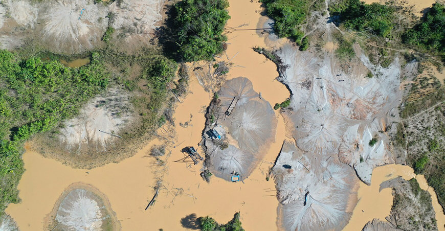 La minería ilegal de oro se expande en 9 regiones amazónicas y amenaza a comunidades y ríos del Perú