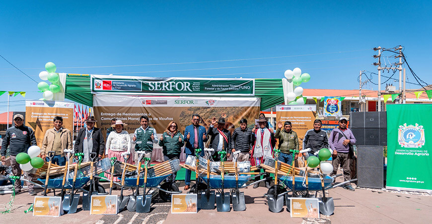 Serfor entregó 450 herramientas a 10 comunidades manejadoras de vicuñas en Puno