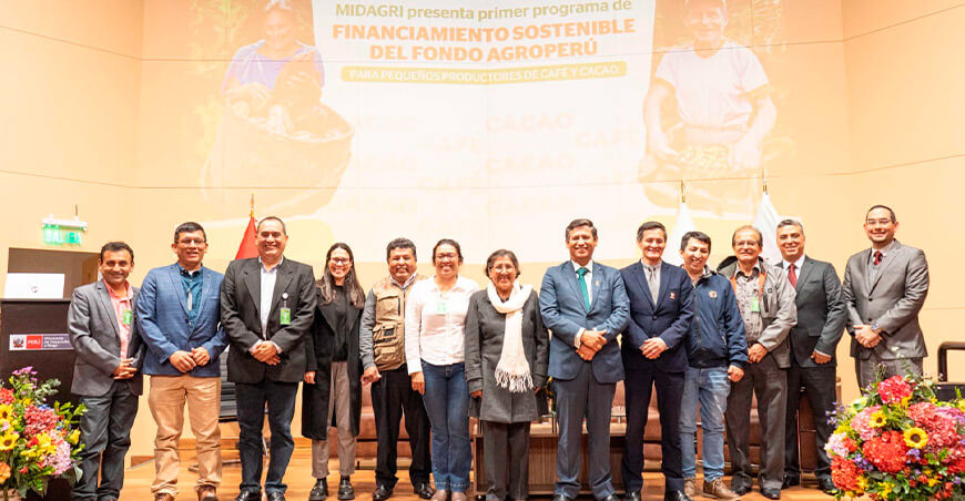 Otorgarán incentivos financieros a cacaoteros y cafetaleros que adopten sistemas agroforestales
