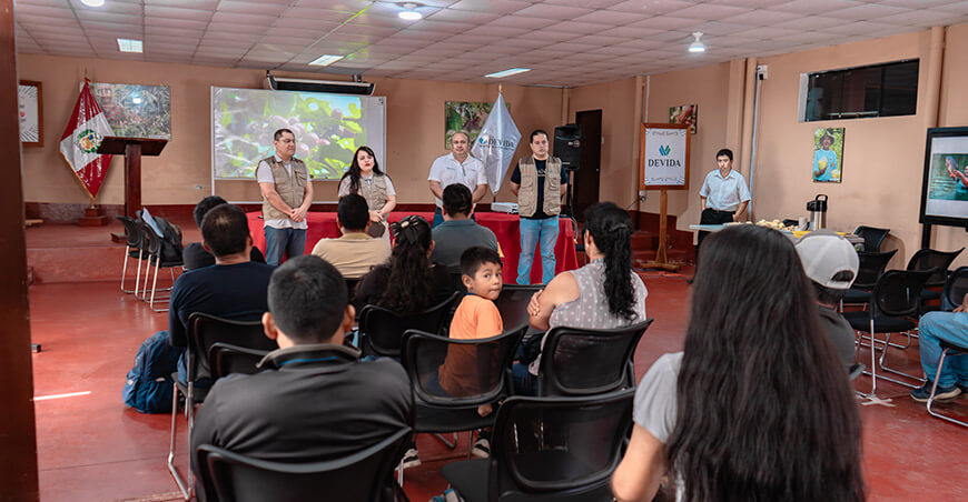 Devida certifica por primera vez competencias laborales de productores del desarrollo alternativo Perú