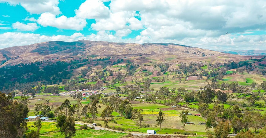 Inician ejecución de obra de riego en Santa María de Chicmo Apurímac Perú