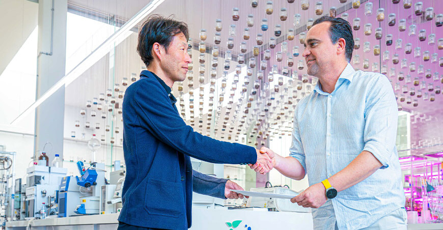 Kimitec e Hyponex Japan sellan un acuerdo estratégico para transformar la agricultura japonesa con biotecnología natural