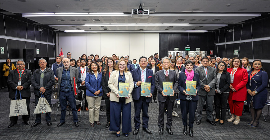 Perú refuerza la sanidad acuícola con guía para el uso responsable de antimicrobianos en langostinos