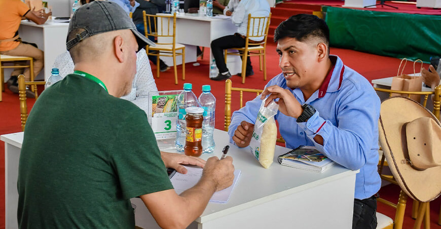 Café, cacao, piña y pitahaya lideran intenciones de compra por más de S/2.3 millones en Rueda de Negocios en San Martín