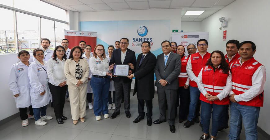 Perú refuerza la inocuidad pesquera y acuícola con acreditación internacional de Sanipes como organismo de inspección sanitaria