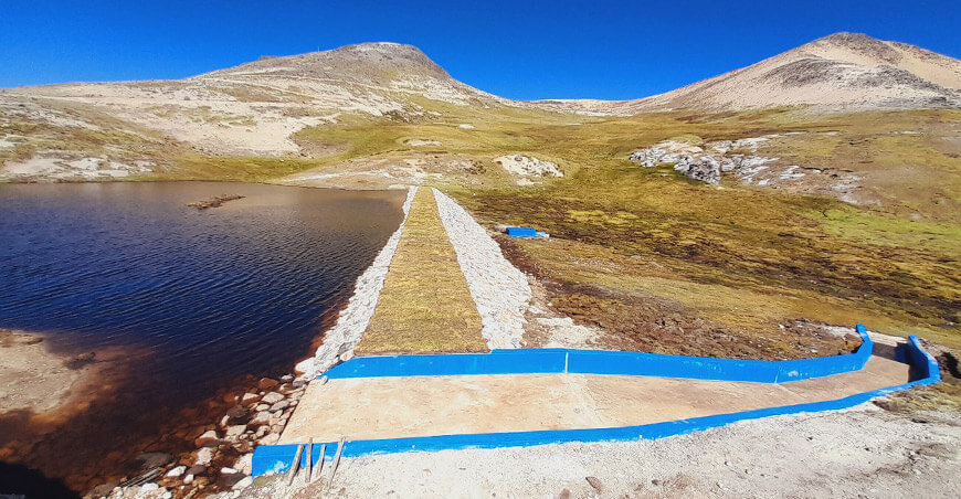 qochas Puno Perú Sierra Azul
