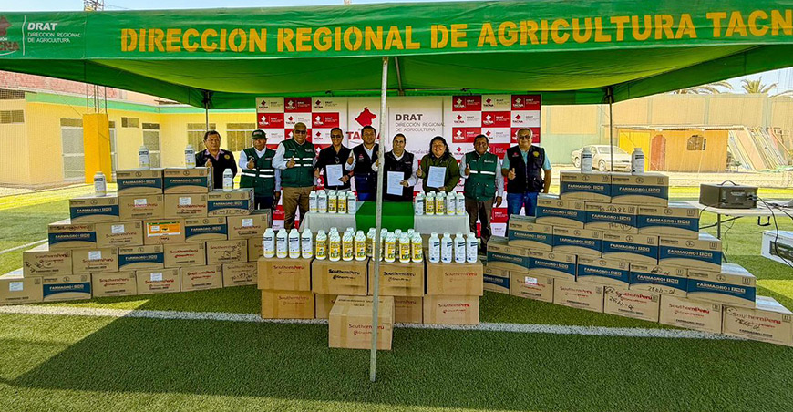 Entregaron insumos para el control de la mosca de la fruta valorizados en casi S/50 000 en Tacna Perú