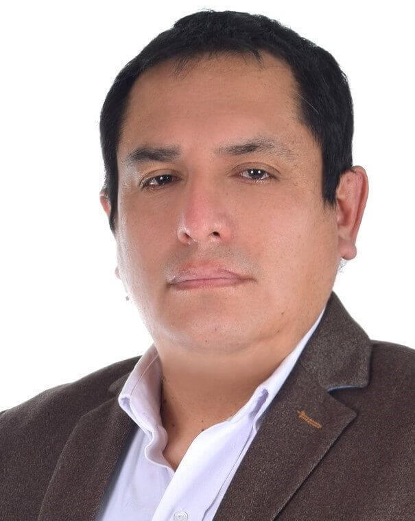 Crianza sostenible: Ing. Zoot. Omar Príncipe Patilla advierte que para lograr una crianza rentable y sostenible se requieren rebaños de más de 300 alpacas, pastos permanentes, producción de heno e invernaderos.