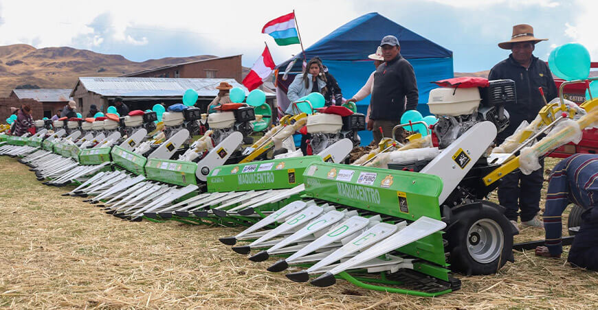 Entregan motosegadoras para fortalecer producción lechera en Orurillo Puno Perú