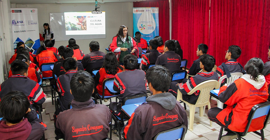 Estudiantes aprenden a reducir la huella hídrica en campaña de sensibilización sobre cultura del agua Junín ANA Perú