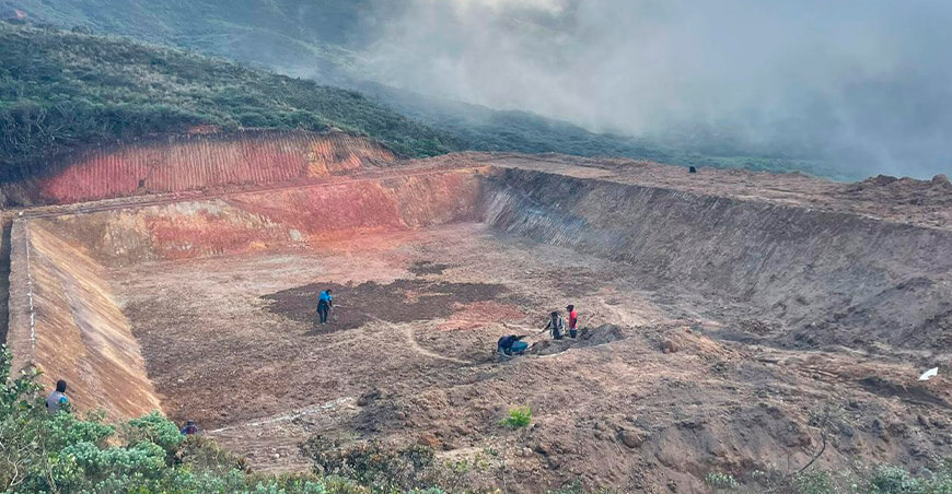 Construyen reservorio en beneficio de productores quechuhablantes de Chilcapampa Piura Perú