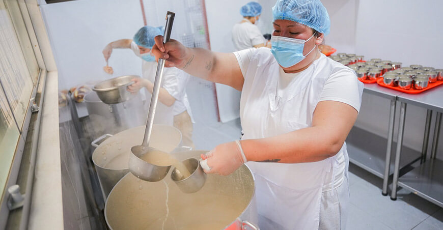 Se debe realizar una mejor focalización de los programas de apoyo alimentario Perú
