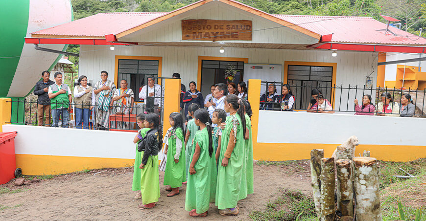 Comunidades nativas de Villa Rica reciben infraestructura comunal renovada Pasco Perú