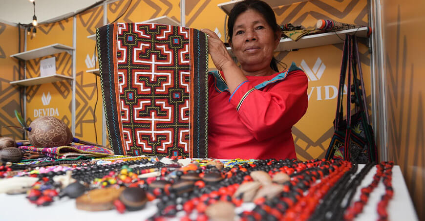 Devida Expovida Lima artesanas Perú