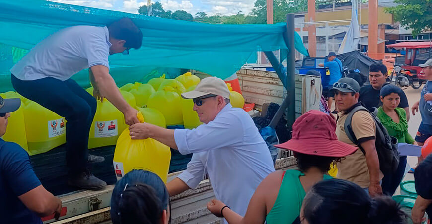 IIAP entregó 51 millares de alevinos de paco a productores de Irazola y Neshuya en Ucayali