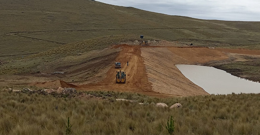 Culmina construcción de la qocha Pampa Grande para fortalecer la agricultura local La Libertad Perú