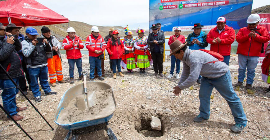 reparación de la represa Chirimayuni Moquegua Perú
