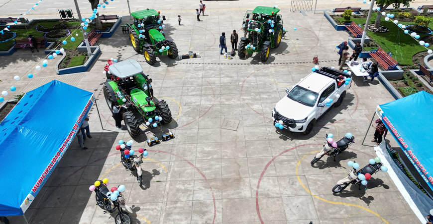 Potenciarán producción agropecuaria de Coyllurqui con maquinaria agrícola, camioneta y motocicletas Apurímac Perú