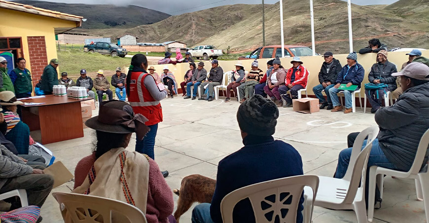 Pobladores de Jauja recibieron abonos para siembras de papas y habas Junín