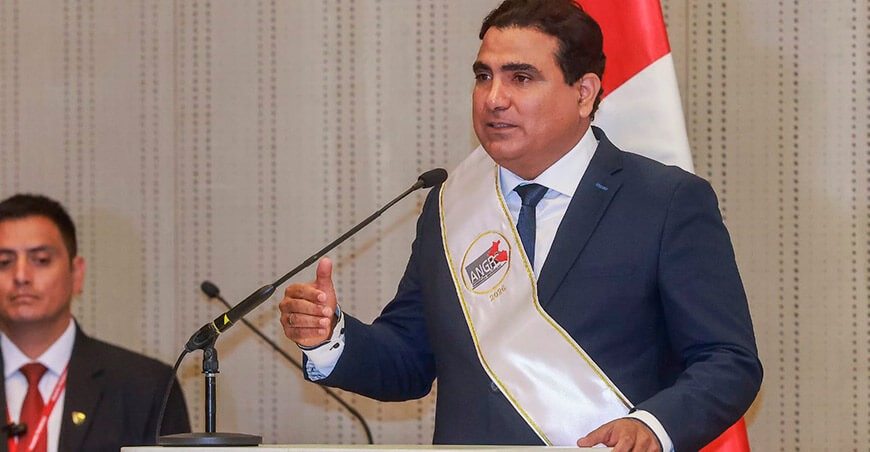 Luis Neyra León es elegido presidente de la Asamblea Nacional de Gobiernos Regionales del Perú