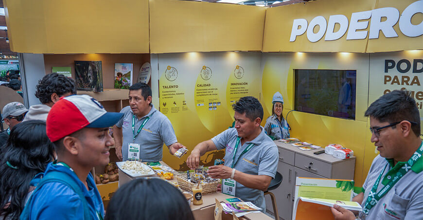 Minera Poderosa y Asociación Pataz estuvieron presentes en Agrofest Trujillo