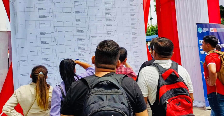 Ninis jóvenes que no trabajan no estudian Loreto Perú