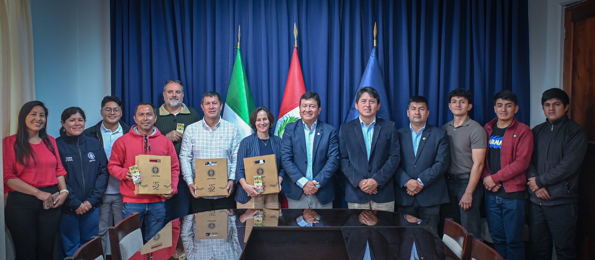 UNTRM y Terra Nuova fortalecen alianza para impulsar apicultura sostenible e innovación tecnológica
