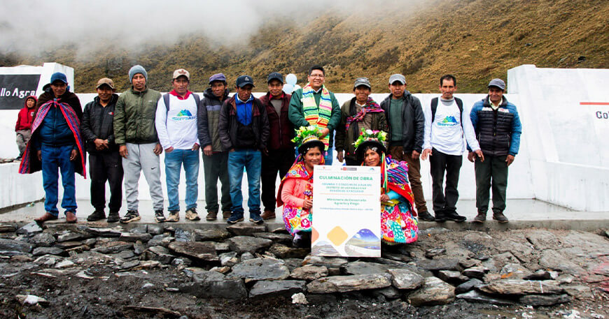 qocha Siembra y cosecha de agua fortalece seguridad hídrica y mejora calidad de vida de comunidades altoandinas en Ayacucho Sierra Azul Perú