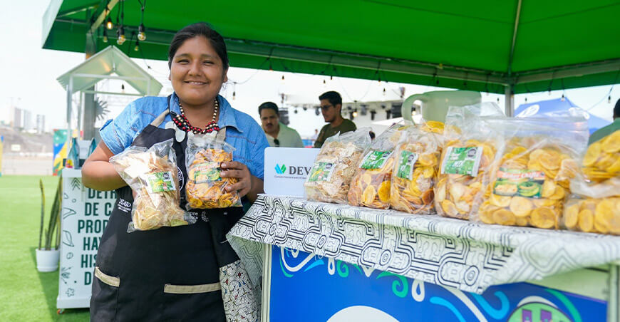 Diez organizaciones del Desarrollo Alternativo se lucirán en “Café Para Todos – Edición Verano Devida Perú productora de chifles