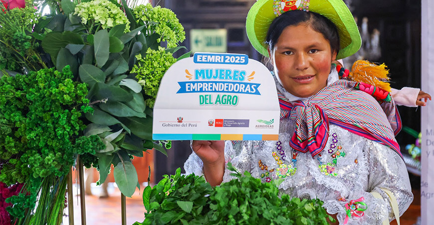 Estrategia de Emprendimiento de la Mujer Rural e Indígena Agroideas productoras agrarias Perú