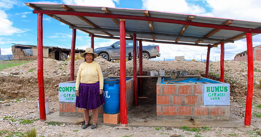 Proyecto Pastos Altoandinos GORE Cusco capacitación elaboración biol para producción pastos