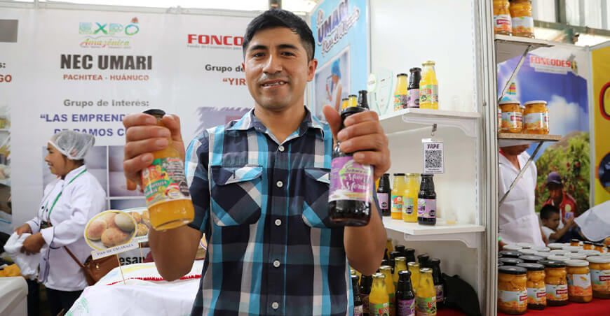 Productores emprendedores Haku Wiñay Foncodes derivados de frutas Huánuco Perú