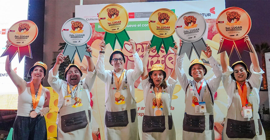Tacna y Junín triunfaron en el II Concurso Nacional de Tablas de Queso Peruano Quesarte Agromercado Perú