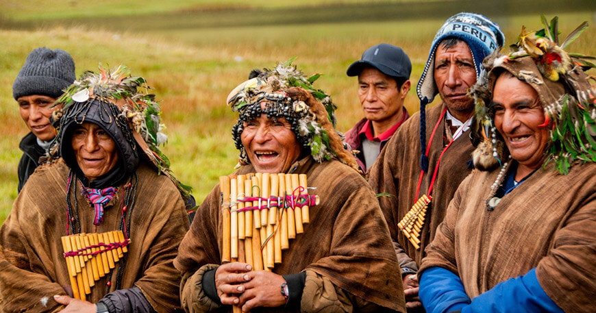 qocha Siembra y cosecha de agua fortalece seguridad hídrica y mejora calidad de vida de comunidades altoandinas en Ayacucho Sierra Azul Perú