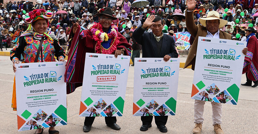 Más de 13 000 familias consolidan la legalidad de sus tierras con 6521 títulos rurales Puno