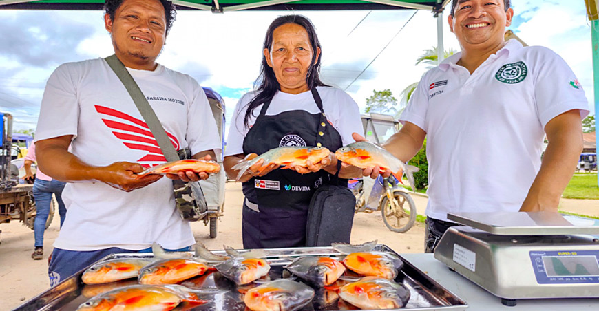 Acuicultores vendieron 6.5 toneladas de paco por S/100 000 en feria por Semana Santa Pasco Perú