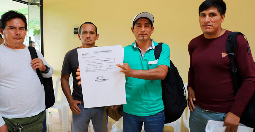Sunarp entrega inscripciones de bosques de producción y comunidades nativas en Ucayali