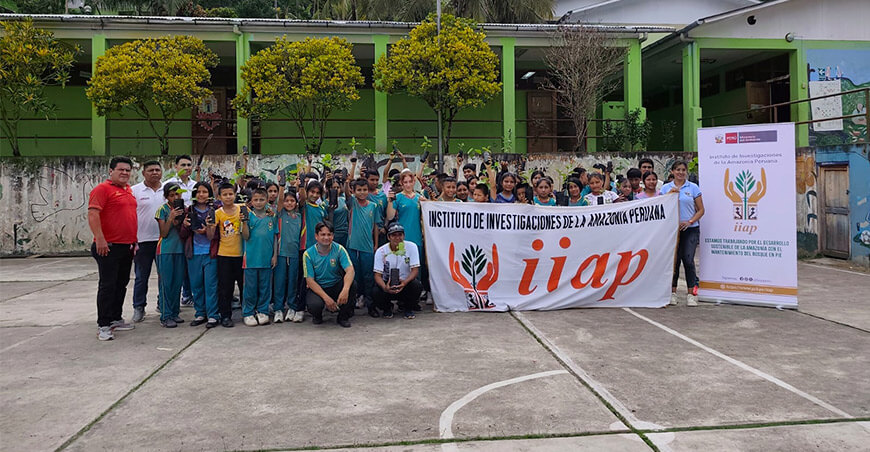 Estudiantes de la comunidad nativa Panjuy aprenden a cultivar hongos comestibles San Martín Perú IIAP
