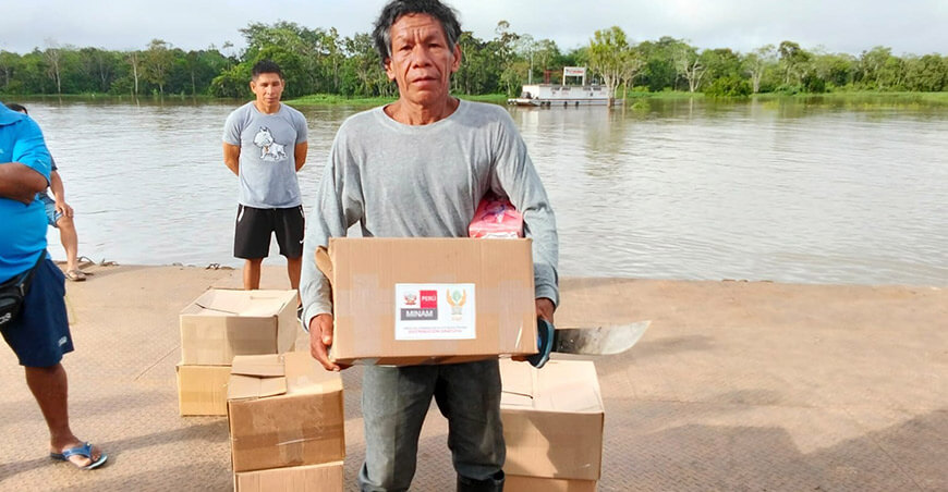 IIAP entregó alevino gamitana a familias de comunidades del bajo Amazonas Loreto Perú