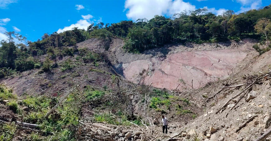 Productores del Parque Nacional del Café exigen atención urgente por carretera colapsada