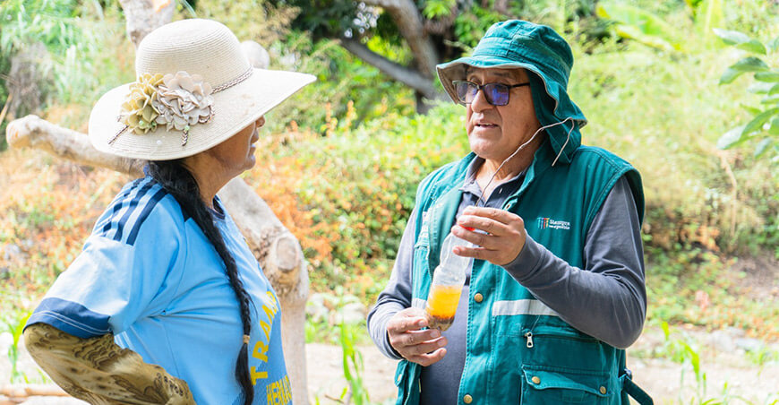 Senasa Cograsas control mosca fruta Perú