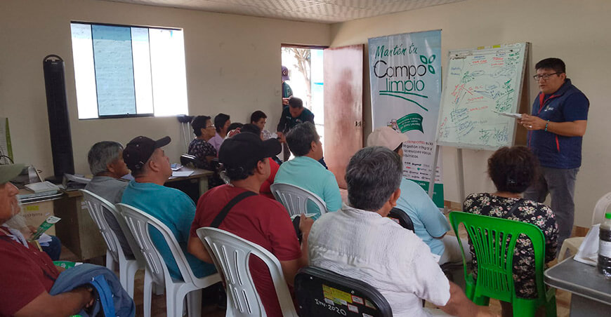Capacitan a productores y avanza empadronamiento de beneficiarios de reservorios en Virú La Libertad Perú