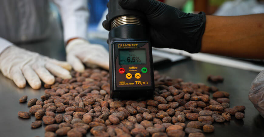 Productoras de Vizcatán del Ene se imponen en el concurso regional de cacao de calidad de Junín Perú Devida