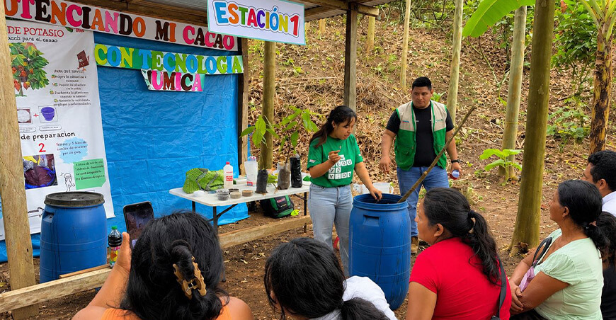 Devida escuelas de campo productores de cacao Huánuco Perú
