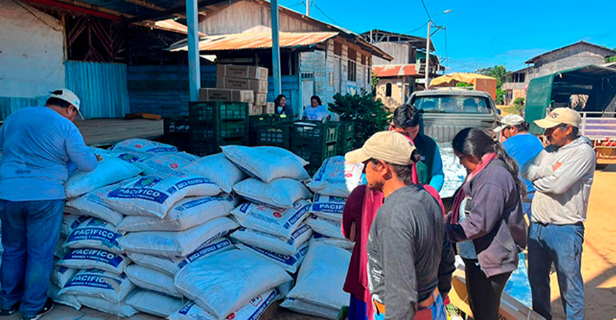 Agro Rural entregó kits de herramientas e insumos para mejorar la producción agropecuaria de 158 familias Madre de Dios Perú