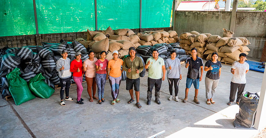 Perú Cusco Cooperativa Agraria Villa Vista Unión Asháninka Ltda. concretó la venta de 15 toneladas de cacao fino de aroma con destino a Europa