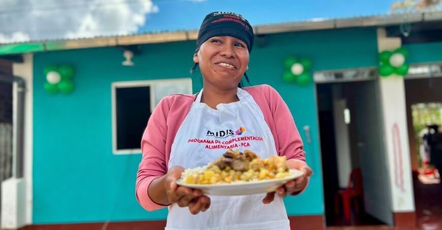 Devida renueva comedor popular que beneficia a más de 1000 habitantes de Anchihuay Ayacucho Perú