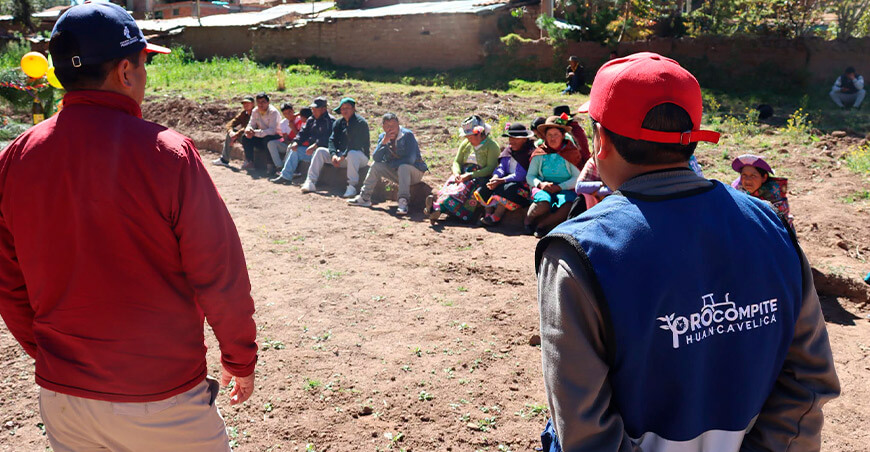 Construyen viveros para potenciar la producción de hortalizas ecológicas Anchonga Huancavelica Perú