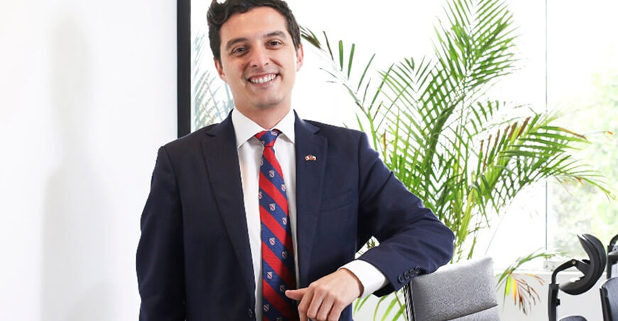Juan Pablo Salvadores, Country Manager de Araya & Cía. en Perú.